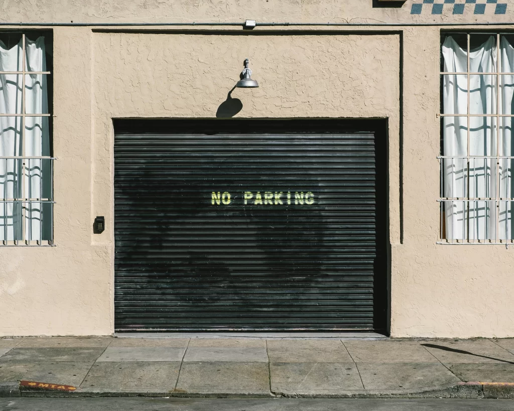 image of no parking sign